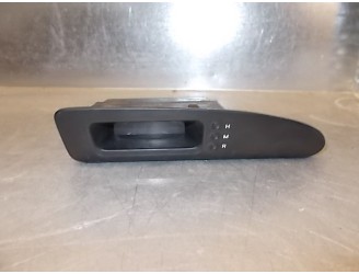 Replacement clock for Hyundai S-Coupe (SL) 1.5 12V CAT OEM IAM reference 9450023200 