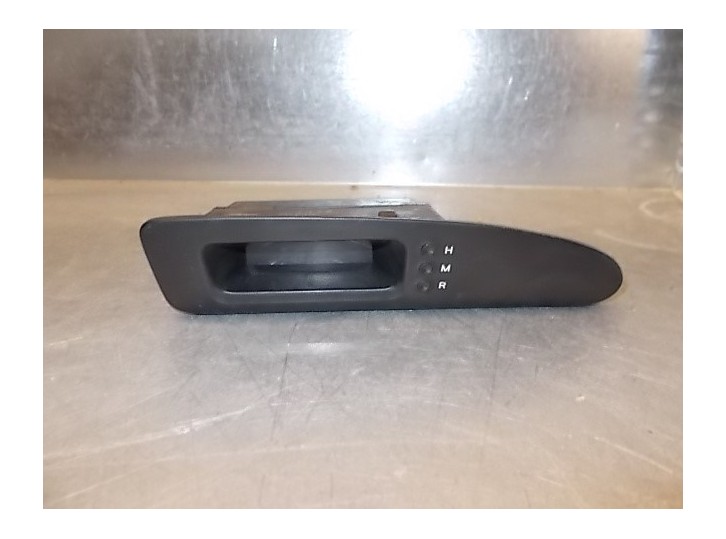 Replacement clock for Hyundai S-Coupe (SL) 1.5 12V CAT OEM IAM reference 9450023200 