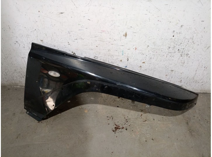 Recambio de aleta delantera derecha para ssangyong korando (kj) 2.9 td referencia OEM IAM 5182106100 5182106100 