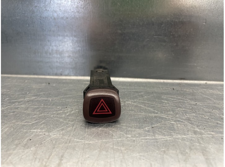 Recambio de warning para volvo xc90 d5 executive (7 asientos) (136kw) referencia OEM IAM 30739319  