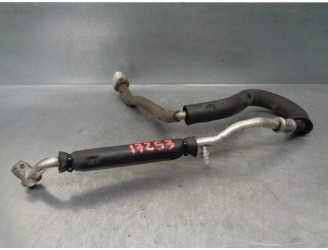 Recambio de tubos aire acondicionado para land rover range rover sport 2.7 td v6 cat referencia OEM IAM JUF000365 