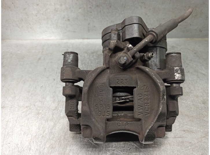Replacement rear left brake caliper for Seat Leon ST (5F8) 1.4 TGI Bivalent. Gasoline / CNG OEM IAM reference 8V0615423D