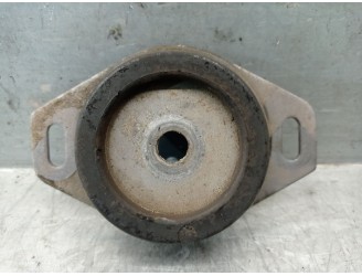 Recambio de soporte motor izquierdo para peugeot 3008 i monospace (0u_) 2.0 hdi hybrid4 (0urhca) referencia OEM IAM 184468 18446