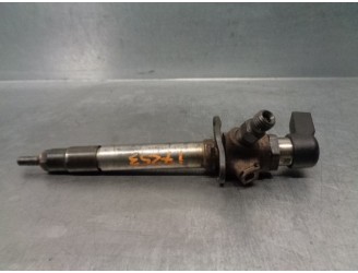 Recambio de inyector para land rover range rover sport 2.7 td v6 cat referencia OEM IAM 7H2Q9K546CB 