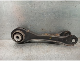 Recambio de brazo suspension inferior trasero izquierdo para mercedes-benz clase b (w246) 1.5 cdi cat referencia OEM IAM A246350