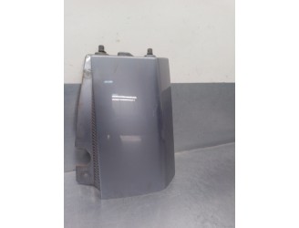 Recambio de molduras traseras para opel meriva a 1.7 16v referencia OEM IAM 13130028 467597050 GM