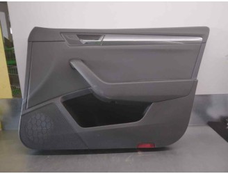 Recambio de guarnecido puerta delantera derecha para skoda superb (3v3) active referencia OEM IAM 3V1867012 3V1867014AD 5TAS