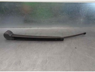 Recambio de brazo limpia trasero para skoda fabia 1.4 tdi dpf referencia OEM IAM 5G9955707  