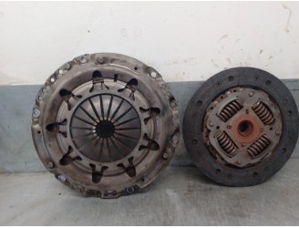 Recambio de kit embrague para peugeot 207 16v hdi referencia OEM IAM 9633909880 9633909880 LUK