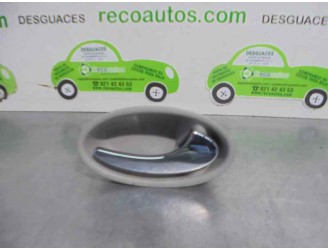 Recambio de maneta interior delantera derecha para mercedes-benz clase clk (w209) coupe 2.7 cdi 20v cat referencia OEM IAM   