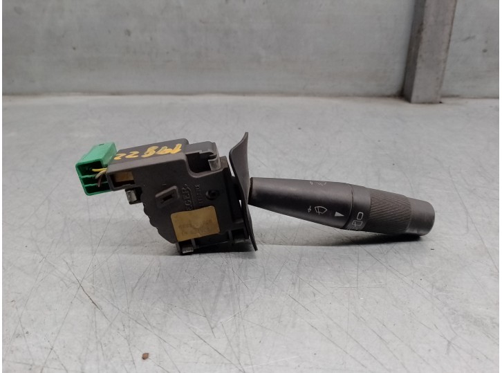 Recambio de mando limpia para peugeot 205 berlina 1.4 gt referencia OEM IAM 9758275580 