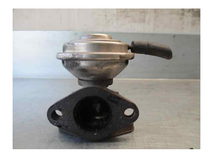 Recambio de valvula egr para audi a6 berlina (c4) 2.5 tdi cat (ael) referencia OEM IAM 046131503A 72167504 PIERBURG