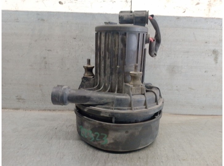 Recambio de bomba aire secundaria para bmw 5 (e60) 525 i referencia OEM IAM 751495303 11727527598 72812932 PIERBURG