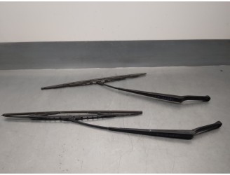 Recambio de brazo limpia delantero izquierdo para audi a6 berlina (4b2) 2.5 v6 24v tdi referencia OEM IAM 4B1955407A 