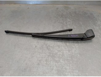 Recambio de brazo limpia trasero para mercedes-benz clase gla (w156) 2.1 cdi cat referencia OEM IAM A1568200044 