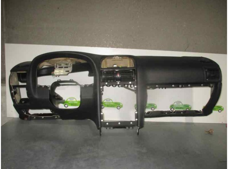 Recambio de salpicadero para opel astra g coupé 1.8 16v cat referencia OEM IAM NEGRO 