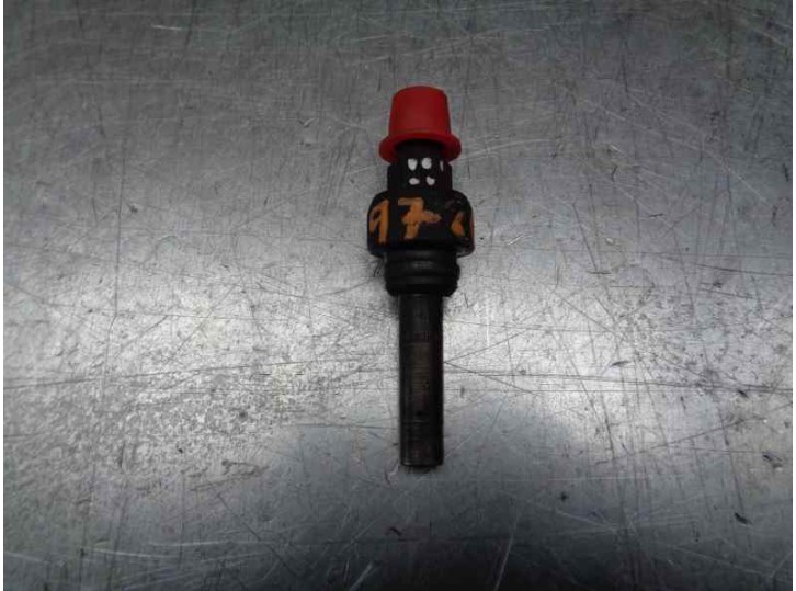 Recambio de inyector para mercedes-benz clase e (w124) berlina e 300 (124.030) referencia OEM IAM A0000785623 0437502010 BOSCH