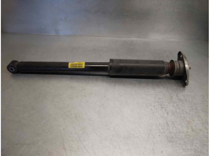 Recambio de amortiguador trasero derecho para opel karl 1.0 12v referencia OEM IAM 4233747 