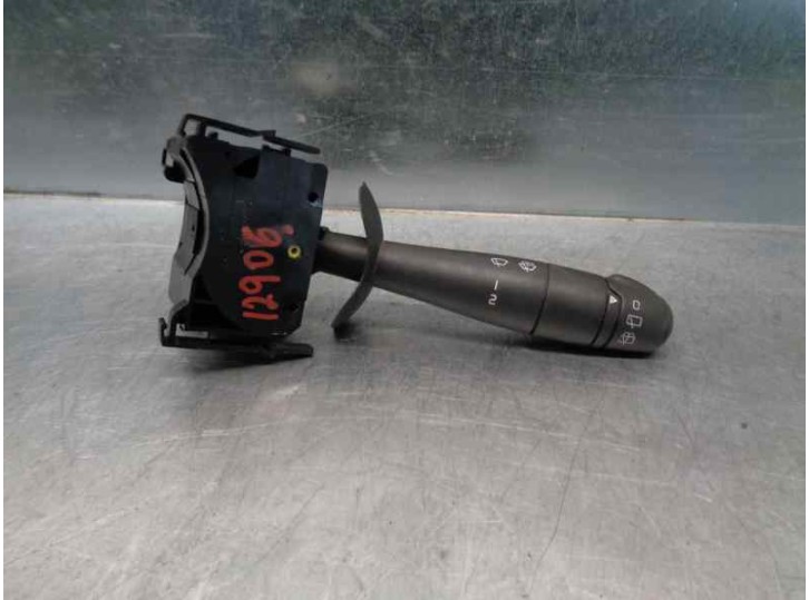 Recambio de mando limpia para renault laguna ii grandtour (kg0) 3.0 v6 referencia OEM IAM 8200002461  