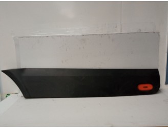 Recambio de molduras traseras para mercedes-benz sprinter ii caja cerrada cdi cat referencia OEM IAM A9066901582  