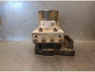 Recambio de abs para mercedes-benz cla (c118) cla 200 d (118.312) referencia OEM IAM A1779007805 A1779007905 