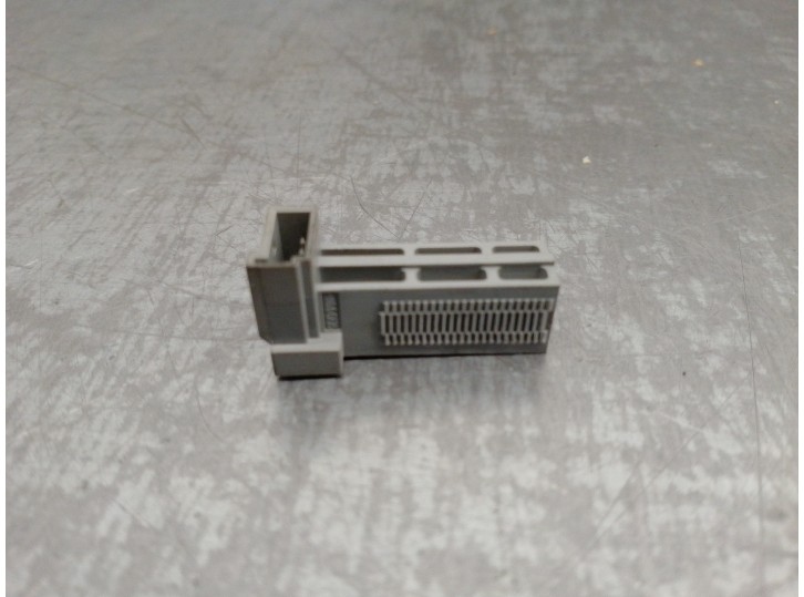 Recambio de interruptor para mercedes-benz clase gla (w156) 2.1 cdi cat referencia OEM IAM A0015456309  