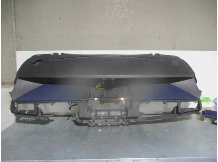 Recambio de salpicadero para fiat ulysse (179) 2.2 16v jtd cat referencia OEM IAM  NEGRO Y AZUL 