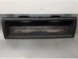 Recambio de portamatriculas para audi 100 berlina (c4) 2.3 referencia OEM IAM 4A5853465  