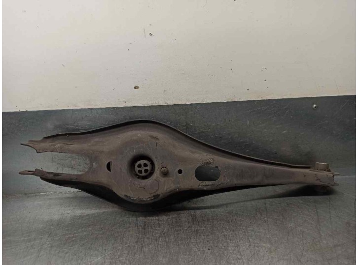 Recambio de brazo suspension inferior trasero derecho para skoda superb (3v3) active referencia OEM IAM 3Q0505311E  