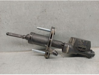 Recambio de bomba embrague para opel zafira tourer c (p12) 1.6 cdti (75) referencia OEM IAM 55579997 679037 