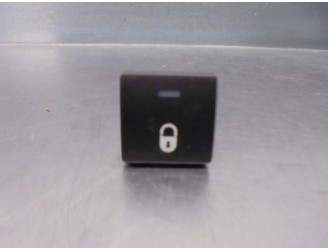 Recambio de interruptor para peugeot partner kombi confort referencia OEM IAM 96582880XT  