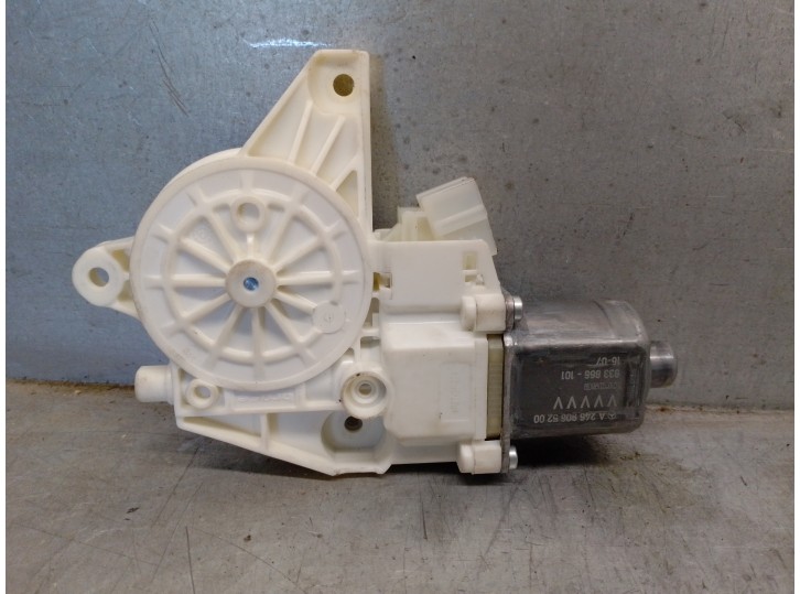 Recambio de motor elevalunas delantero derecho para mercedes-benz clase gla (w156) 2.1 cdi cat referencia OEM IAM A2469065200 5 