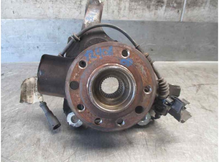 Recambio de mangueta delantera derecha para fiat croma (194) 1.9 jtd 16v cat referencia OEM IAM 13136699  