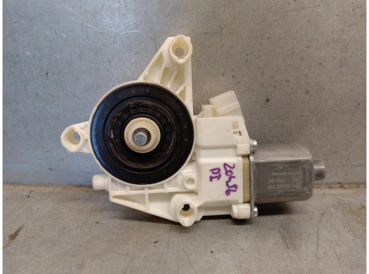 Recambio de motor elevalunas delantero izquierdo para mercedes-benz clase gla (w156) 2.1 cdi cat referencia OEM IAM A2469065100 