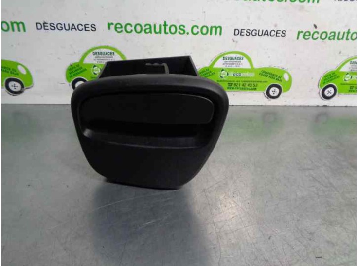 Recambio de guantera para smart fortwo coupe 1.0 cat referencia OEM IAM A4536803003  