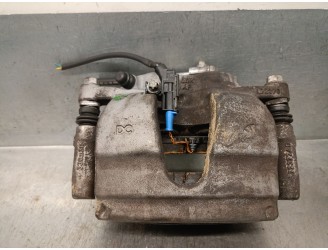 Recambio de pinza freno delantera derecha para mercedes-benz cla (c118) cla 200 d (118.312) referencia OEM IAM A1774213400 A2474