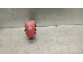 Replacement hazard switch for Fiat Croma (194) 1.9 JTD 16V CAT OEM IAM reference 735398852 