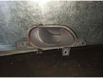 Replacement front left interior door handle for Citroën Jumpy 2.0 HDi CAT (RHX / DW10BTED) OEM IAM reference 1470971077 