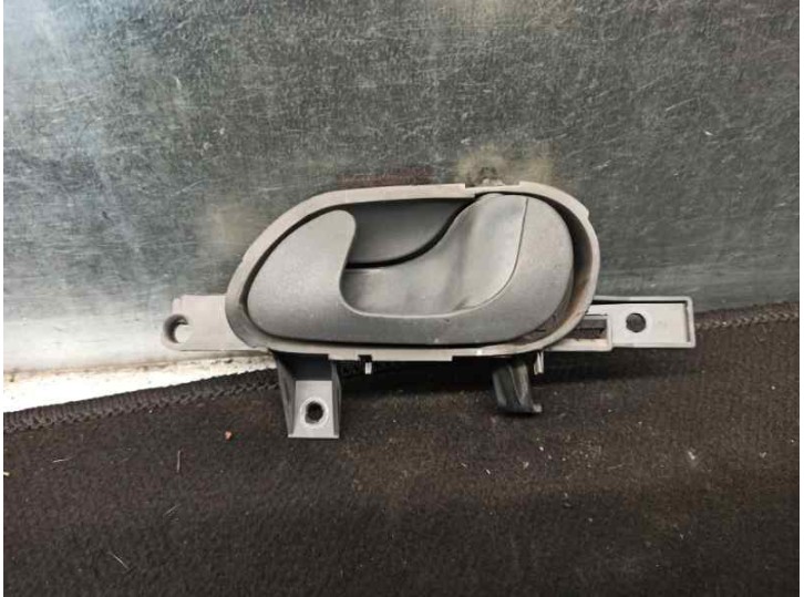 Recambio de maneta interior delantera derecha para citroën jumpy 2.0 hdi cat (rhx / dw10bted) referencia OEM IAM 1470970077 