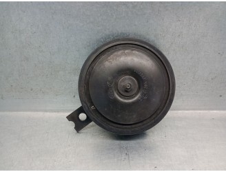 Recambio de claxon para hyundai i30 1.6 crdi cat referencia OEM IAM 966102H000 966102H000 