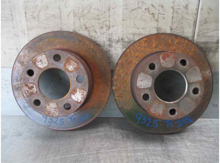 Recambio de disco freno trasero para skoda superb (3u4) 1.9 tdi referencia OEM IAM 