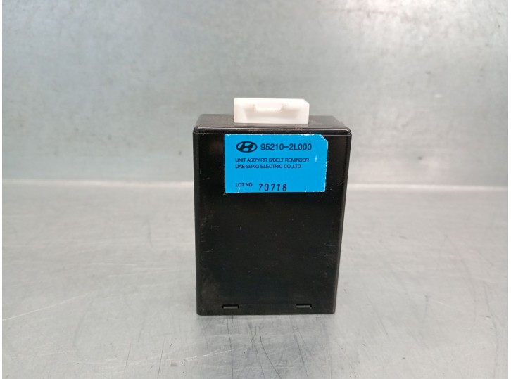 Recambio de modulo electronico para hyundai i30 1.6 crdi cat referencia OEM IAM 952102L000 952102L000 