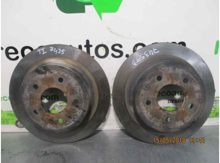 Replacement rear brake disc for Nissan Juke (F15) 1.6 16V CAT OEM IAM reference 43206JD00A 