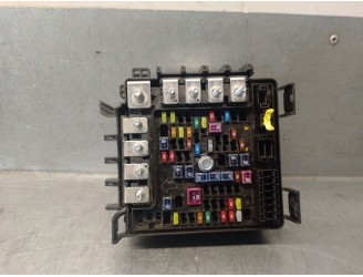 Recambio de caja reles / fusibles para jeep compass (mp, m6, mv, m7) 1.3 referencia OEM IAM 7140516030  