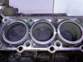 Replacement engine block for Mercedes-Benz E-Class (W210) saloon 2.4 V6 18V CAT OEM IAM reference 112911 30421482 A1120102105