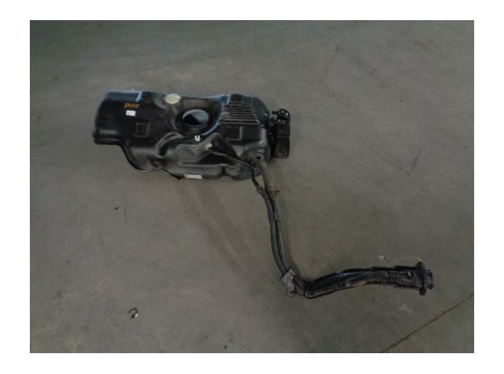 Recambio de deposito combustible para opel karl 1.0 12v referencia OEM IAM 95375701 95375694 