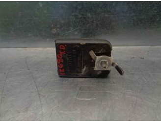 Recambio de enganche cinturon para daewoo nubira berlina 1.6 cat referencia OEM IAM 417511D TRA DER 4 PUERTAS