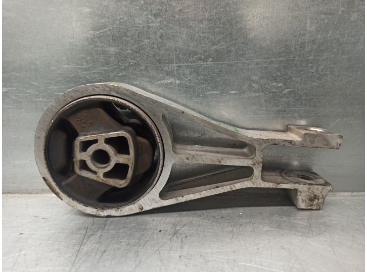 Recambio de soporte motor trasero para opel karl 1.0 12v referencia OEM IAM 45620226 