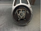 Recambio de soporte motor trasero para opel karl 1.0 12v referencia OEM IAM 45620226 