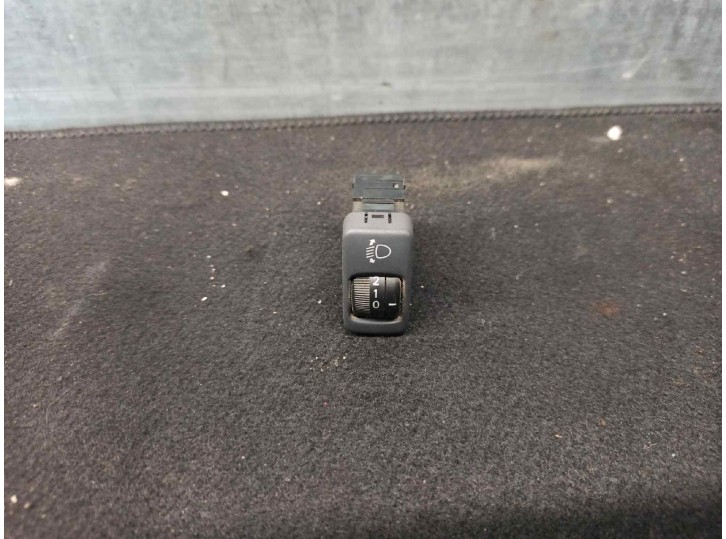 Recambio de mando para toyota previa (r30) 2.0 turbodiesel cat referencia OEM IAM 8415228030B2  